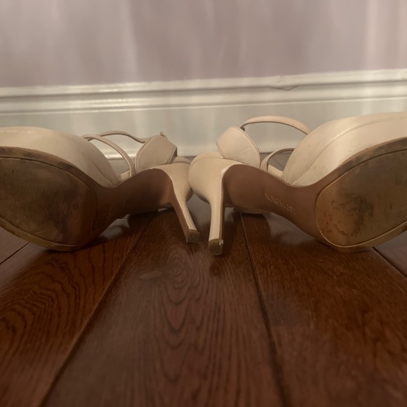 Nine West Heels - 5.5 - Picture 3 of 6